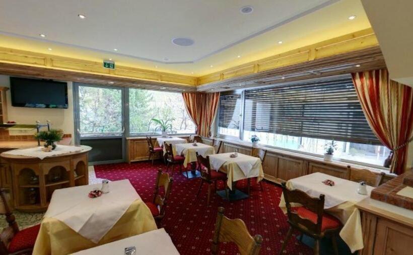 スタンダードシングルルーム, Sailer