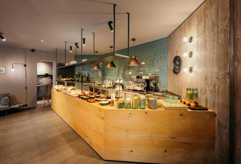 اتاق استاندارد, Schönherr Haus