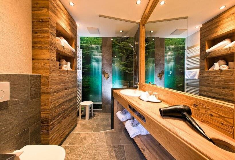 חדר סטנדרט, Truyenhof