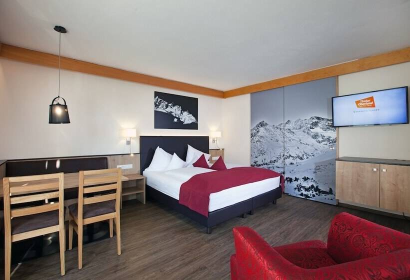 סוויטת ג'וניור, Truyenhof