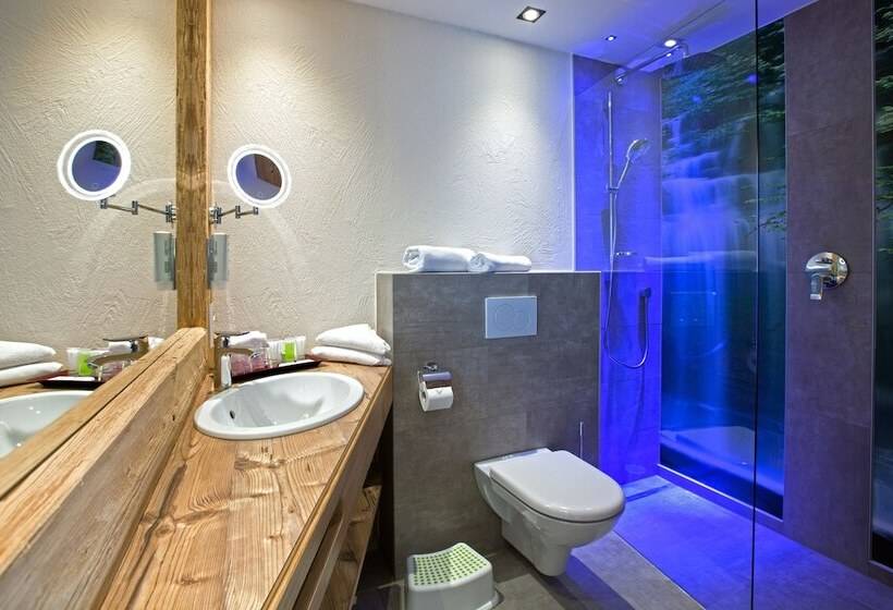 小型套房, Truyenhof