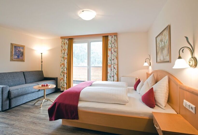 סוויטה, Truyenhof