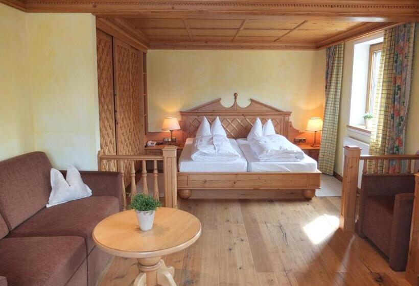 Семейный Номер, Zur Post