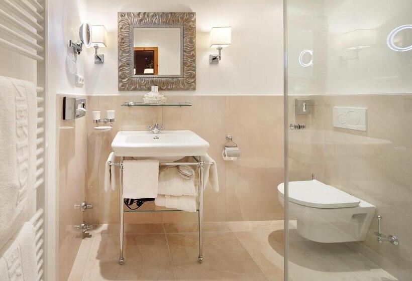 آپارتمان 1 خوابه پریمیوم با بالکن, Landsitz Römerhof   Hotel Apartments