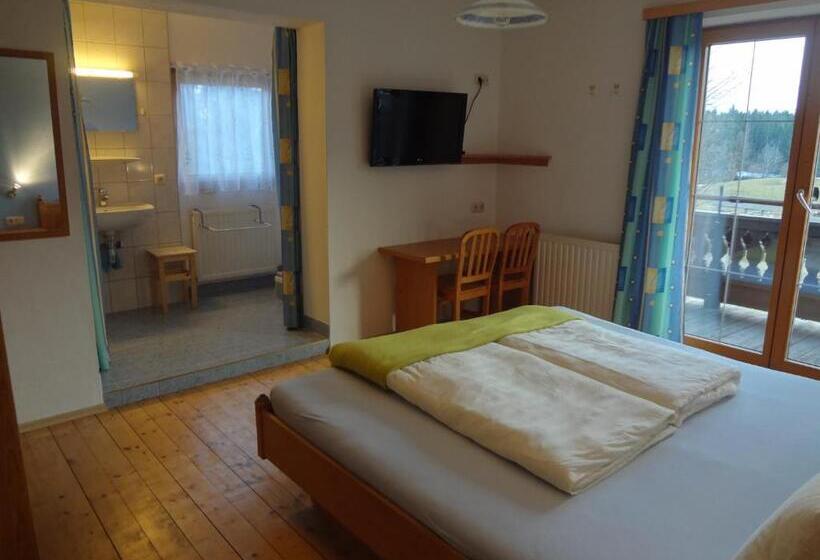 דירה בת חדר שינה 1 עם מרפסת, Oberstockinghof