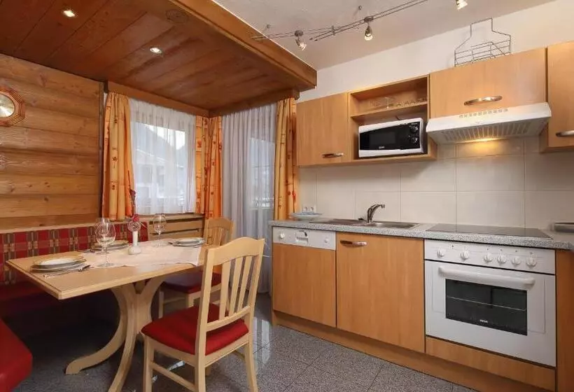 آپارتمان 2 خوابه با بالکن, Gästehaus Renate