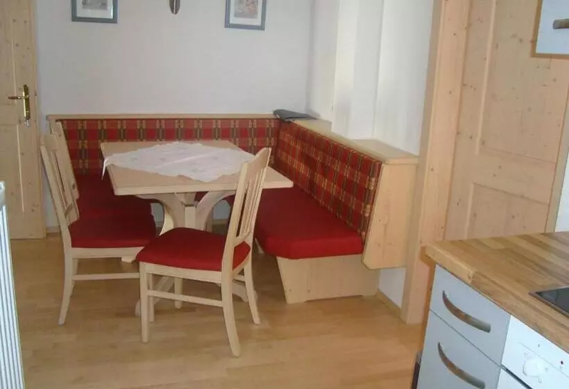 آپارتمان 2 خوابه با بالکن, Gästehaus Renate