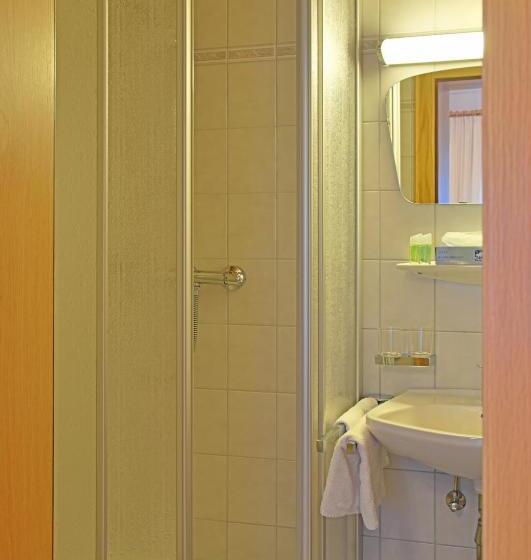 غرفة قياسية, Gästehaus Resi