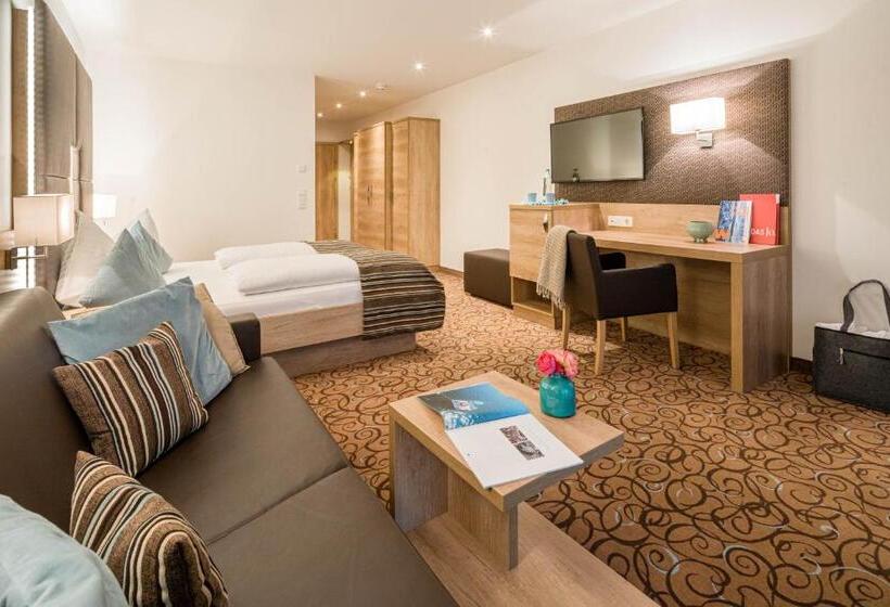 اتاق خانوادگی, Seehotel Das Jo