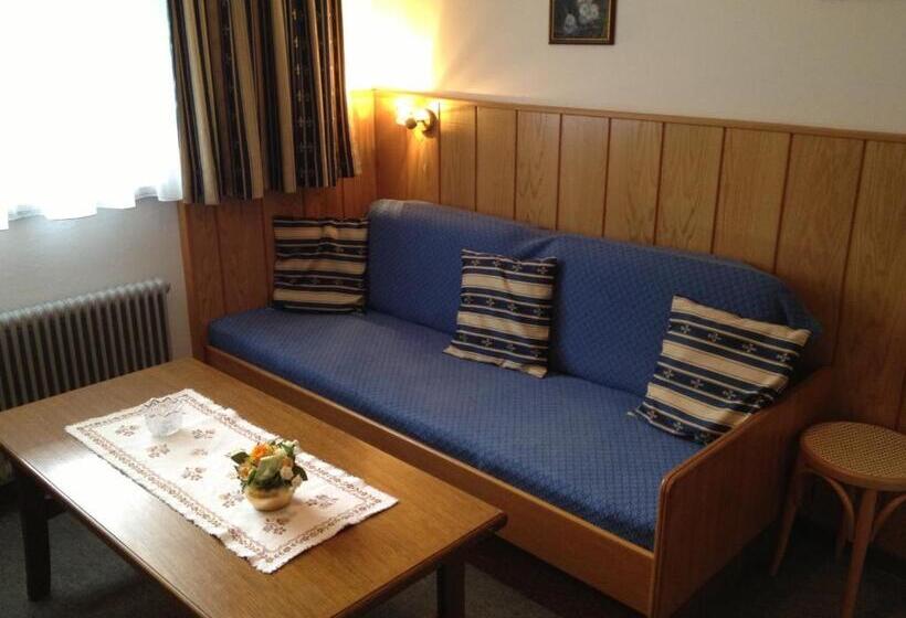 Appartement 1 Chambre, Pension & Appartement Fortin