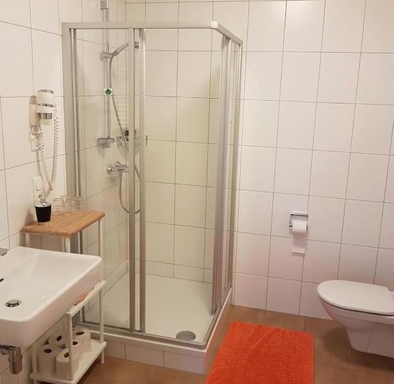 דירת חדר נוף לגינה, Pension Göschlberger