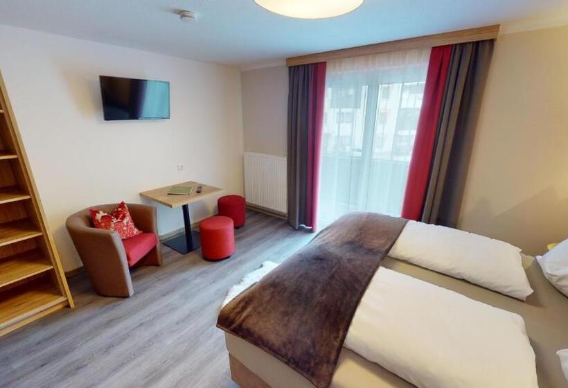 Camera Familiare, Pension Lagler