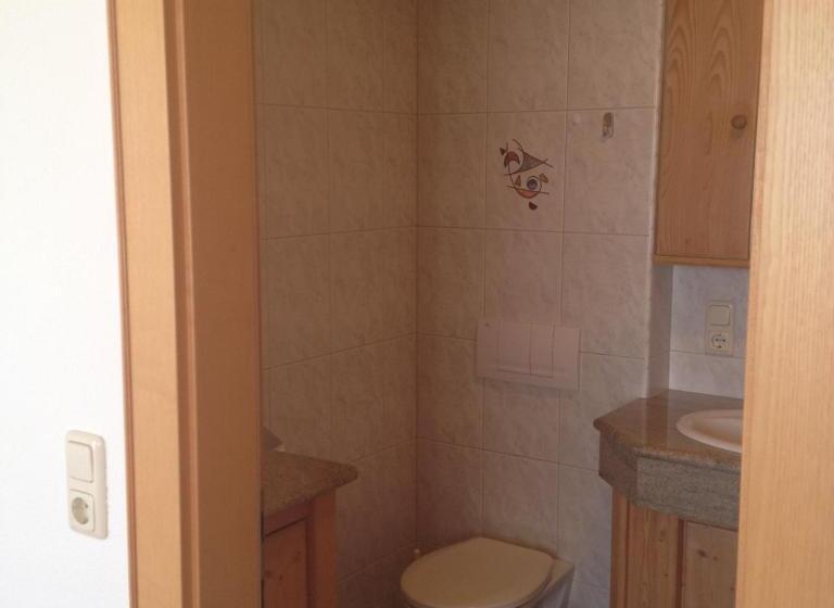 山の見えるジュニアスイート, Pension Schlossberg