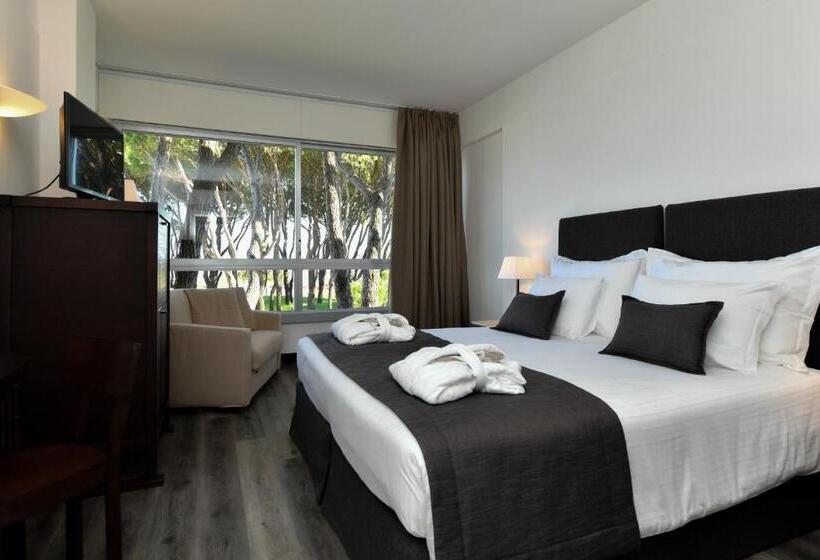 이그제큐티브 트리플, Bellevue Hotel & Resort