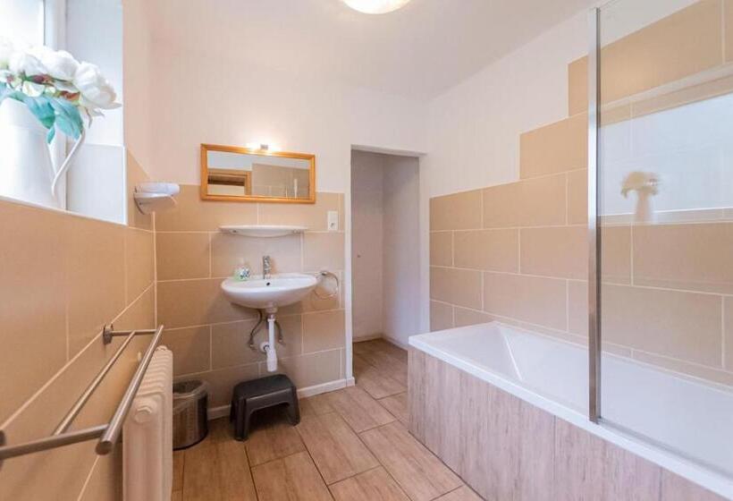 Семейный Номер, Chalet Charlotte