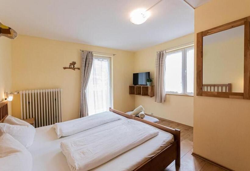 Номер Стандарт Совместная Ванная, Chalet Charlotte