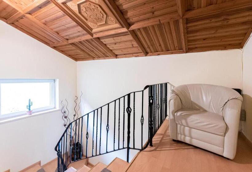 Дом 1 Спальня, Chalet Charlotte