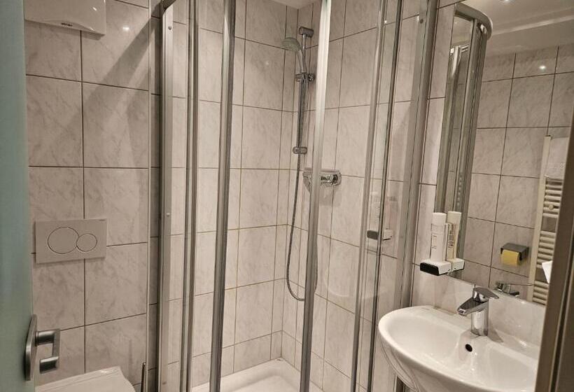 غرفة قياسية مطلة على الجبل, Gasthof Pension Alt Kirchheim