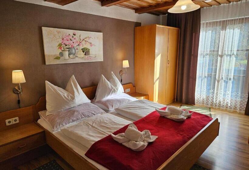 غرفة قياسية مطلة على الجبل, Gasthof Pension Alt Kirchheim