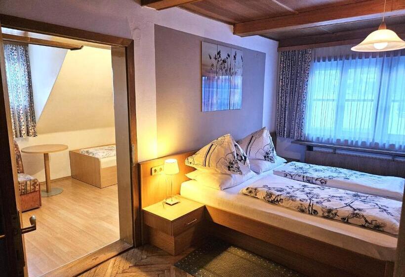غرفة قياسية رباعية, Gasthof Pension Alt Kirchheim
