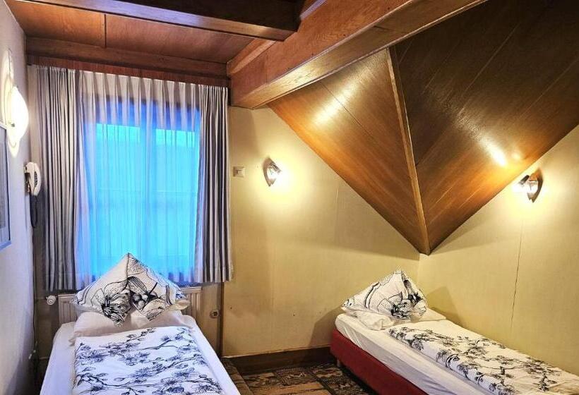غرفة عائلية, Gasthof Pension Alt Kirchheim