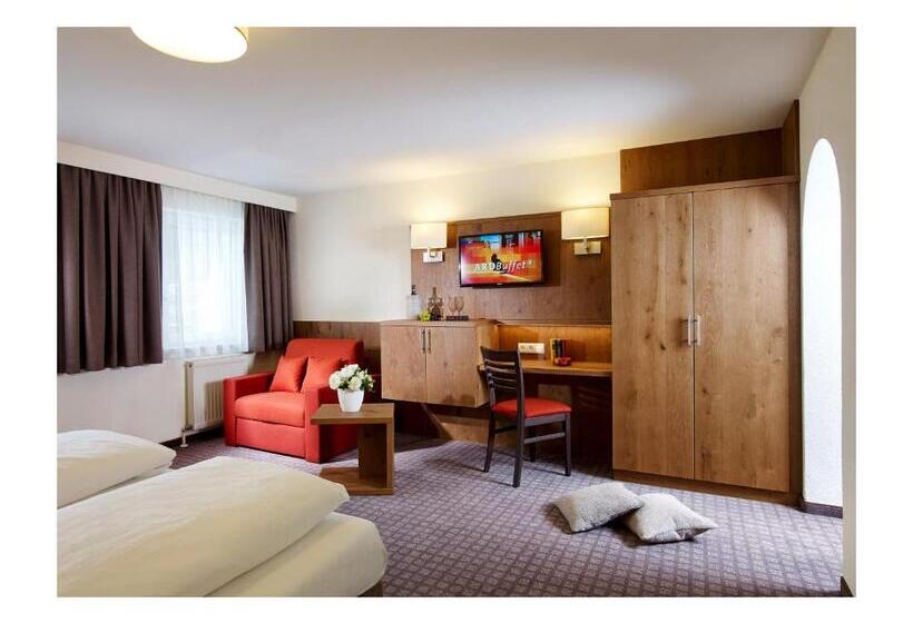 コンフォートルーム, Arzlerhof