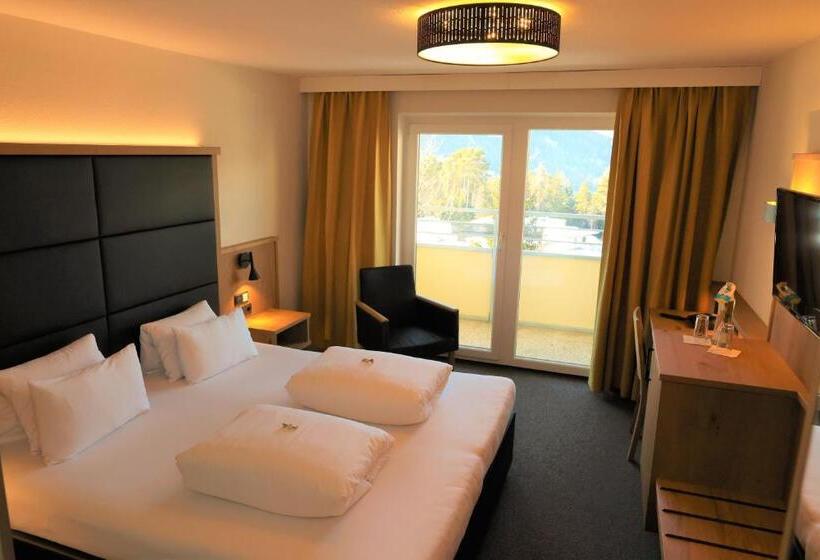 コンフォートルーム, Arzlerhof