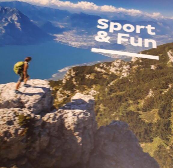 غرفة قياسية ثلاثية, Cima D'oro