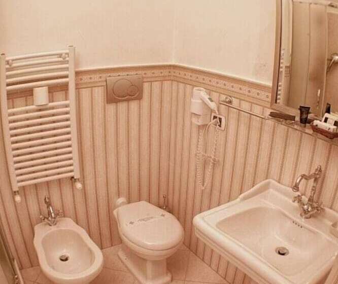 חדר סטנדרט, Domus Real Cardello