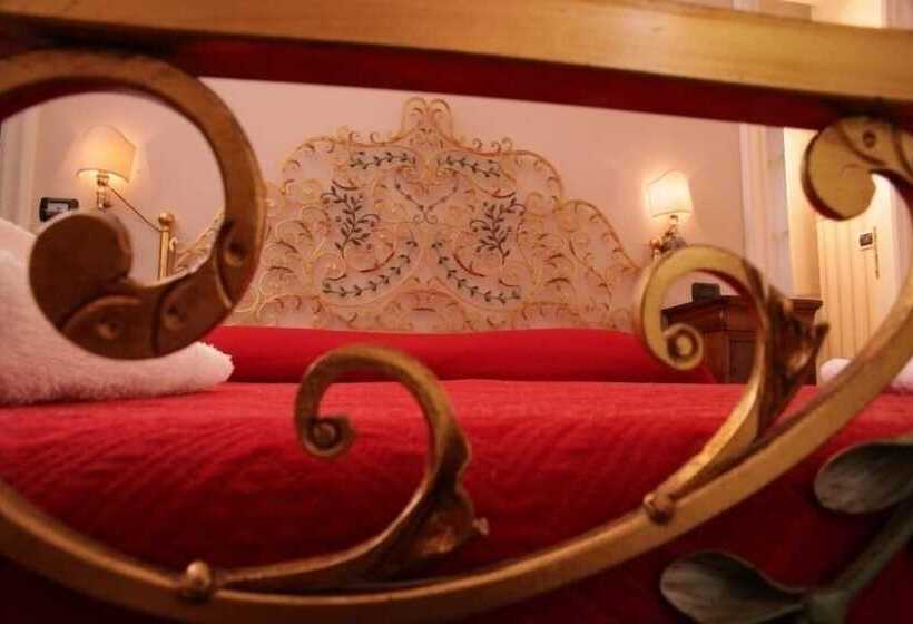 اتاق استاندارد, Domus Real Cardello