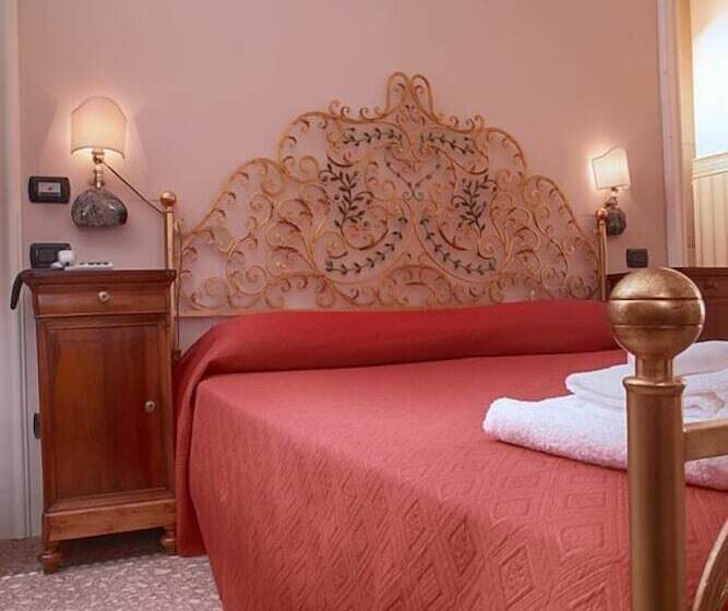 اتاق استاندارد, Domus Real Cardello