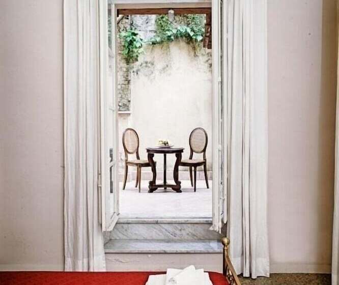 اتاق استاندارد, Domus Real Cardello