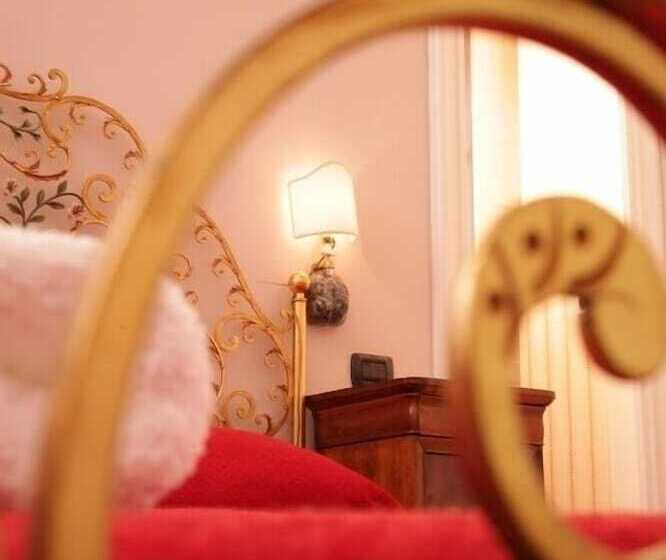 اتاق استاندارد, Domus Real Cardello