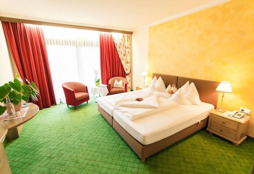 غرفة قياسية مزوَّدة بشُرفة, Kolmhof