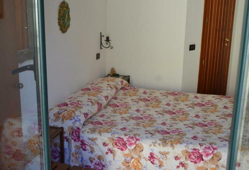 חדר סטנדרט יחיד, La Locandiera Affittacamere