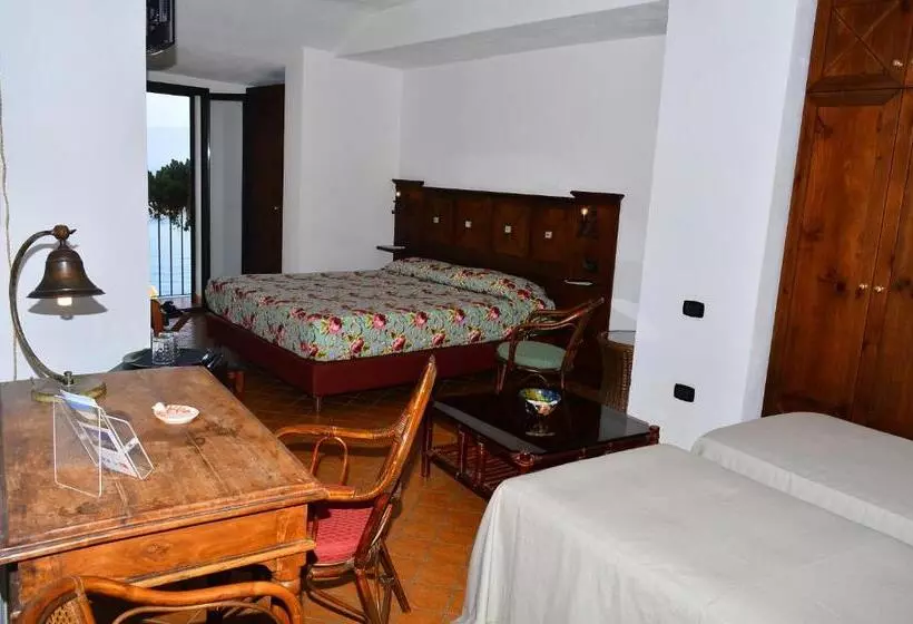 スタンダード４人部屋, La Locandiera Affittacamere