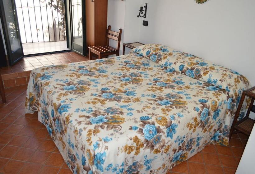 Quarto Estandar Individual, La Locandiera Affittacamere