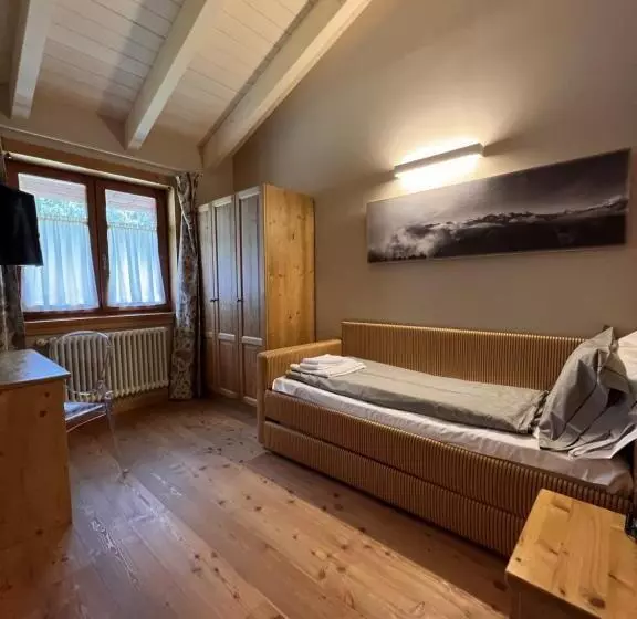 スタンダード４人部屋, La Tana Dell Orso Hotel & Spa