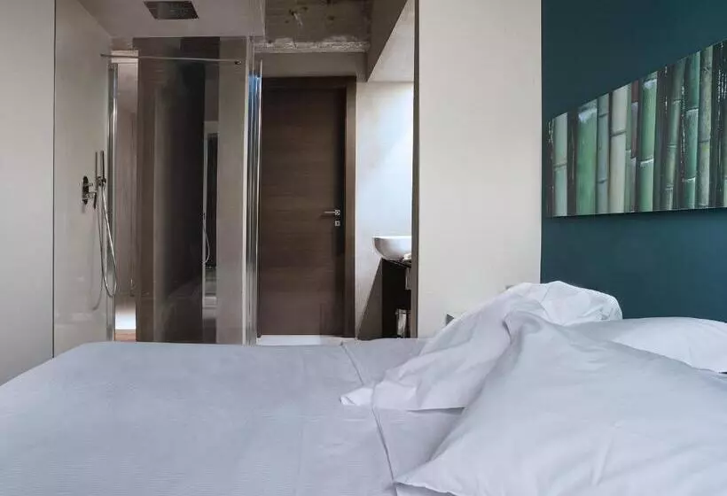 اتاق استاندارد با چشم‌انداز دریاچه, Locanda Del Benaco