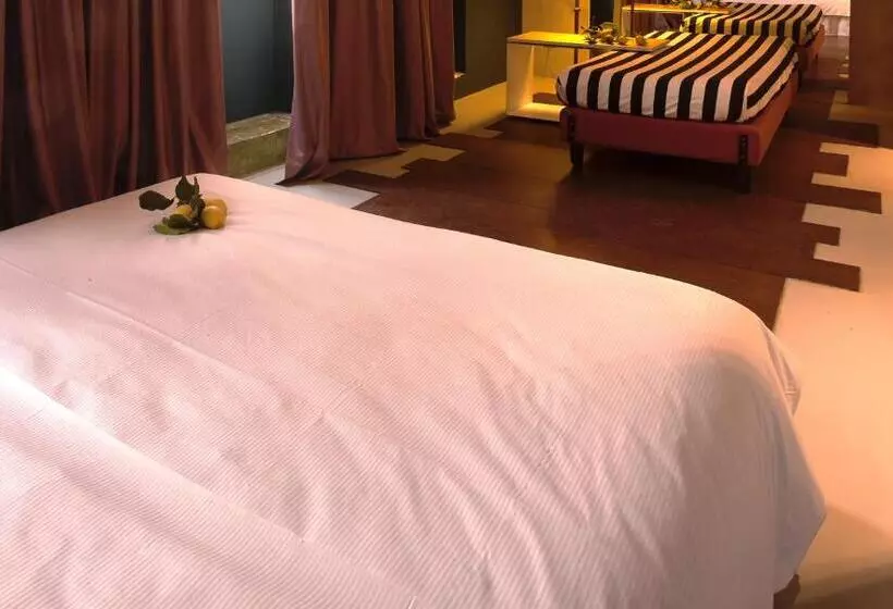 اتاق لوکس, Locanda Del Benaco