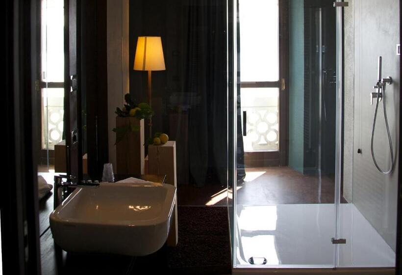 디럭스 룸 호수 전망, Locanda Del Benaco