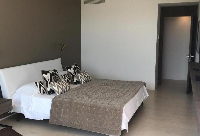 Апартаменты 1 Спальня с Террасой Вид на Море, Mediterraneo Suite&residence