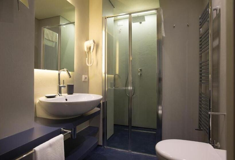 주니어 스위트, Meublè Sertorelli Reit