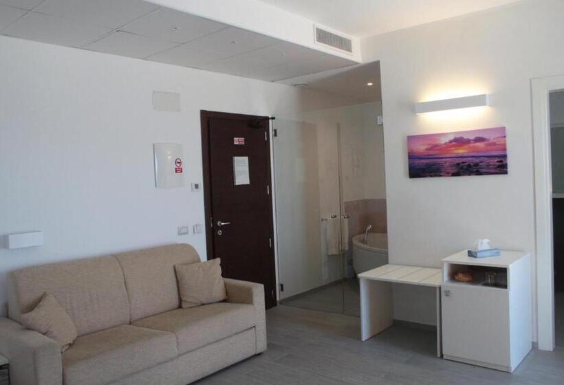 Полулюкс Вид на Море, Miramare