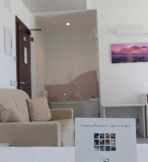 Полулюкс Вид на Море, Miramare