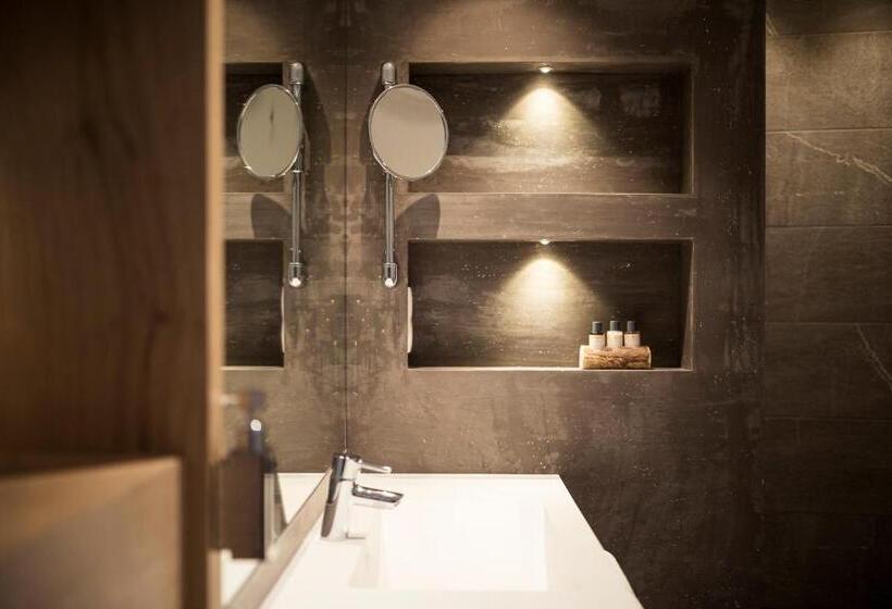 חדר סטנדרט, Petrus