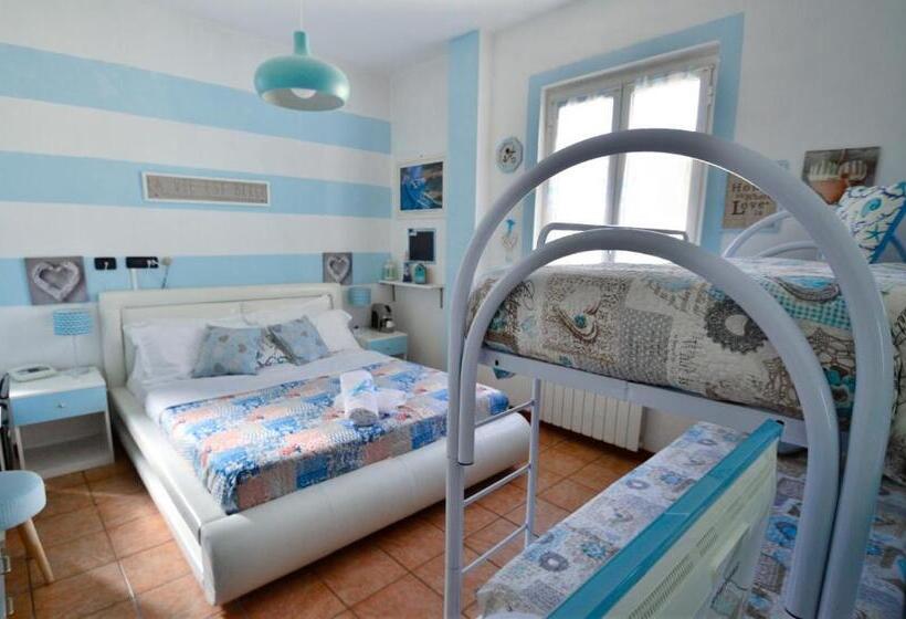 غرفة قياسية رباعية, San Desiderio