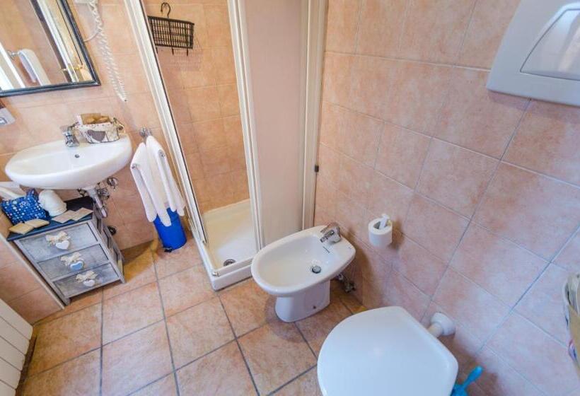 غرفة ديلوكس, San Desiderio