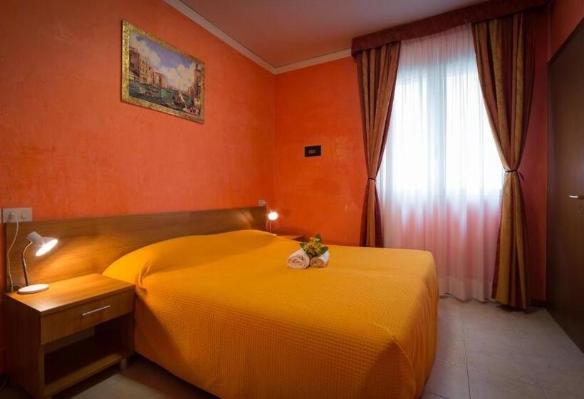 Pokój Standard, Venezia