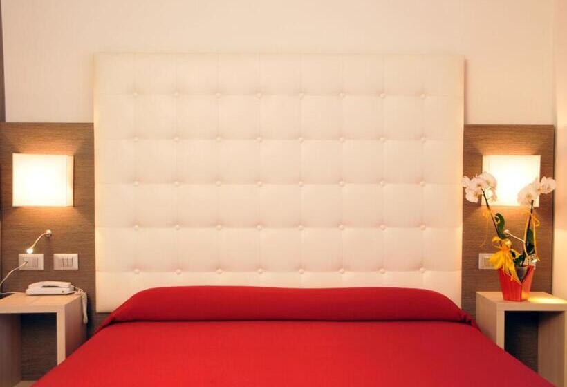 Comfort room with balcony, Venezia